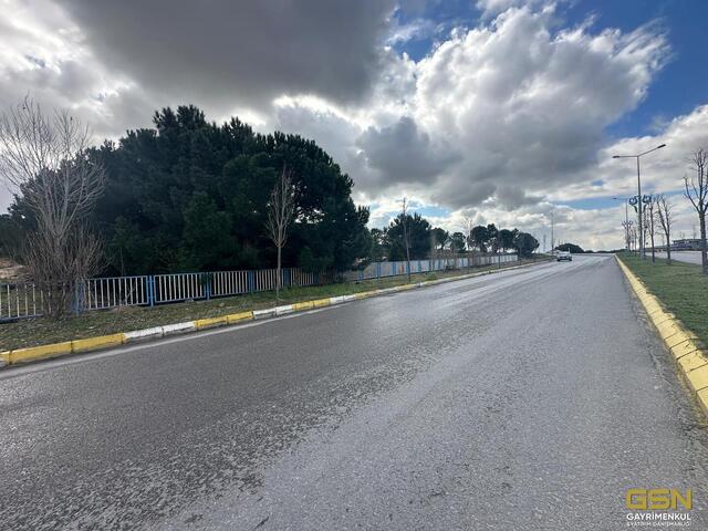22-ÇAYIROVA ŞEKERPINAR GERİ DÖNÜŞÜMCÜLER SANAYİ SİTESİNİN YANINDA TİCARİ İMARLI 512 m2 HİSSELİ ARSA